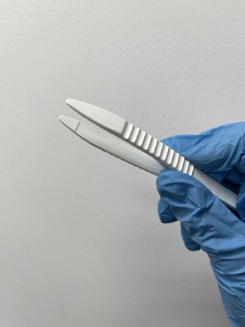 tweezers1